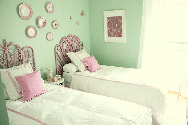 Preciously Me blog : Girls Bedroom Makeover
