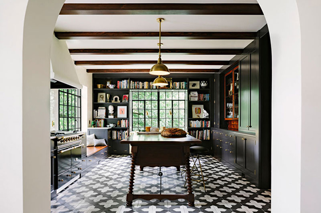 Preciously Me blog : Black & Gold Kitchen