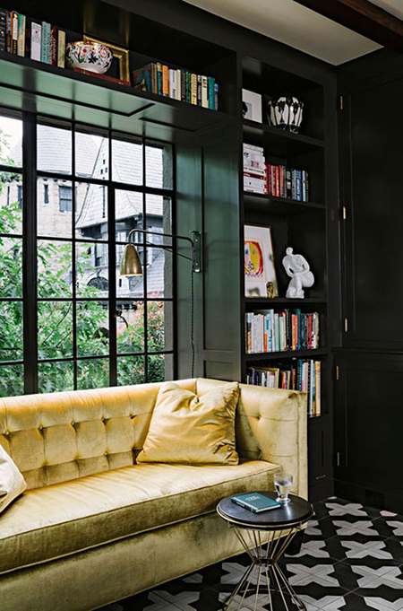 Preciously Me blog : Black & Gold Kitchen