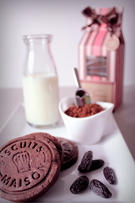 Preciously Me blog : Homemade Cookie Box