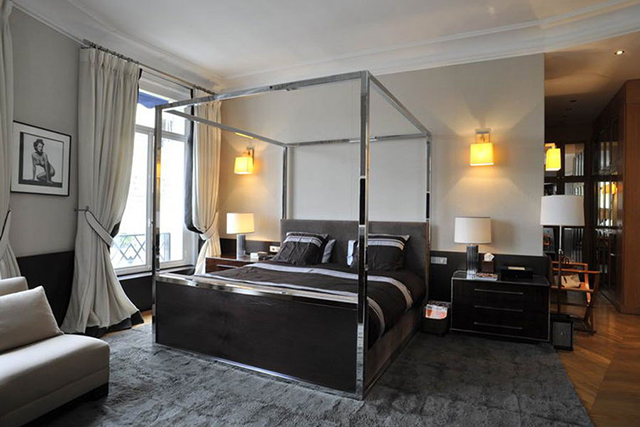 Preciously Me blog : Currently obsessed - Silver Four Poster Bed