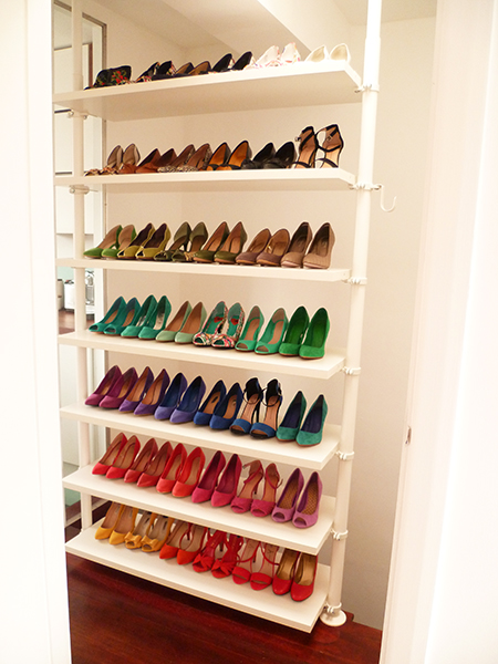 Preciously Me blog : Home Tour - Hallway shoes