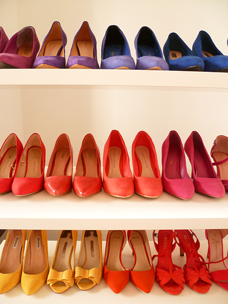 Preciously Me blog : Home Tour - Hallway shoes