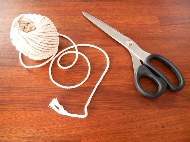 Preciously Me blog : DIY - Customize a Basket