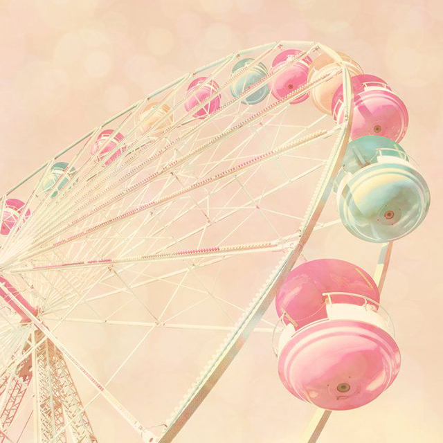 Preciously Me blog : Carnival Pastel Ferris Wheel