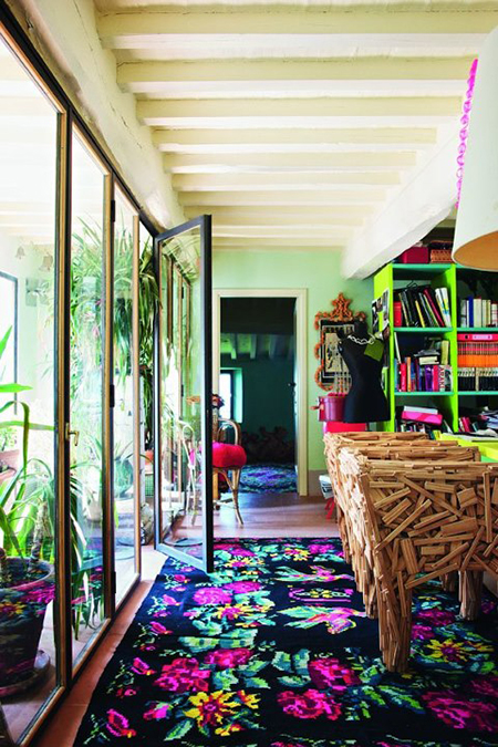 Preciously Me blog : Crush on Moldavian Rug