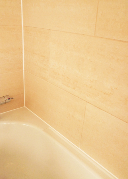 Preciously Me blog : My Cleaning Routine - How to get rid of mould in the bathroom