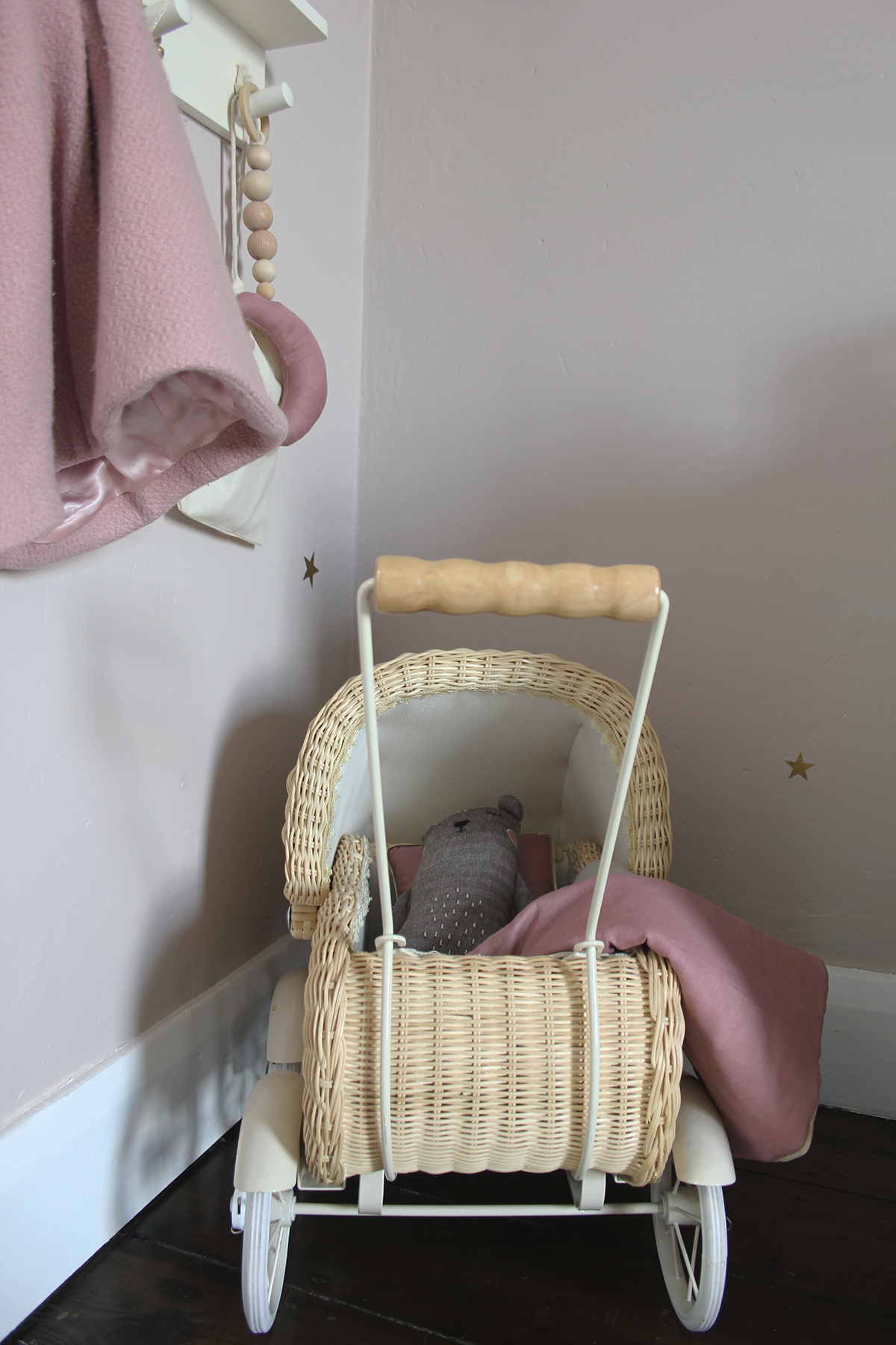 Preciously Me blog : One Room Challenge - Nursery Reveal