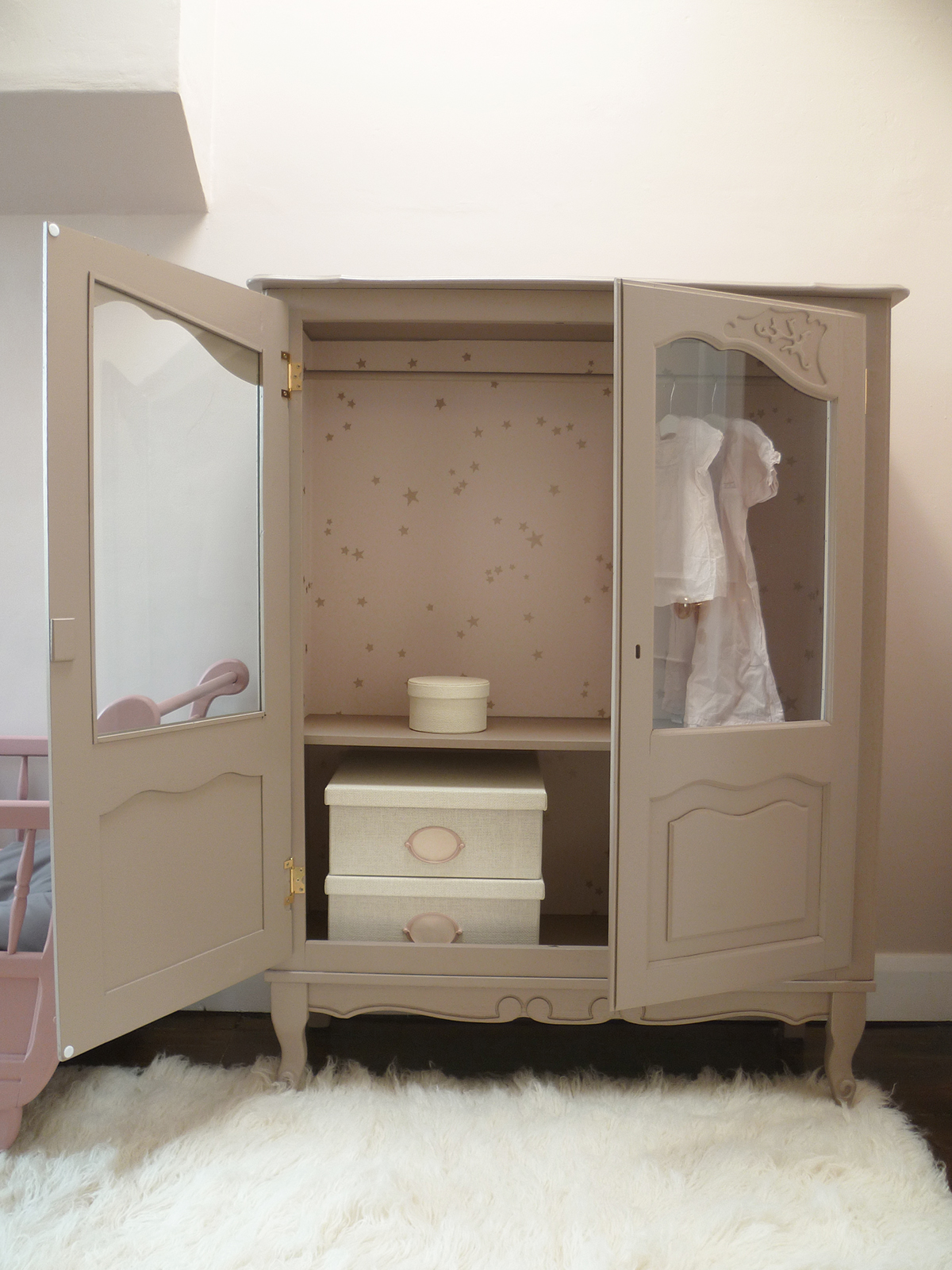 Preciously Me blog : One Room Challenge - DIY Wardrobe makeover