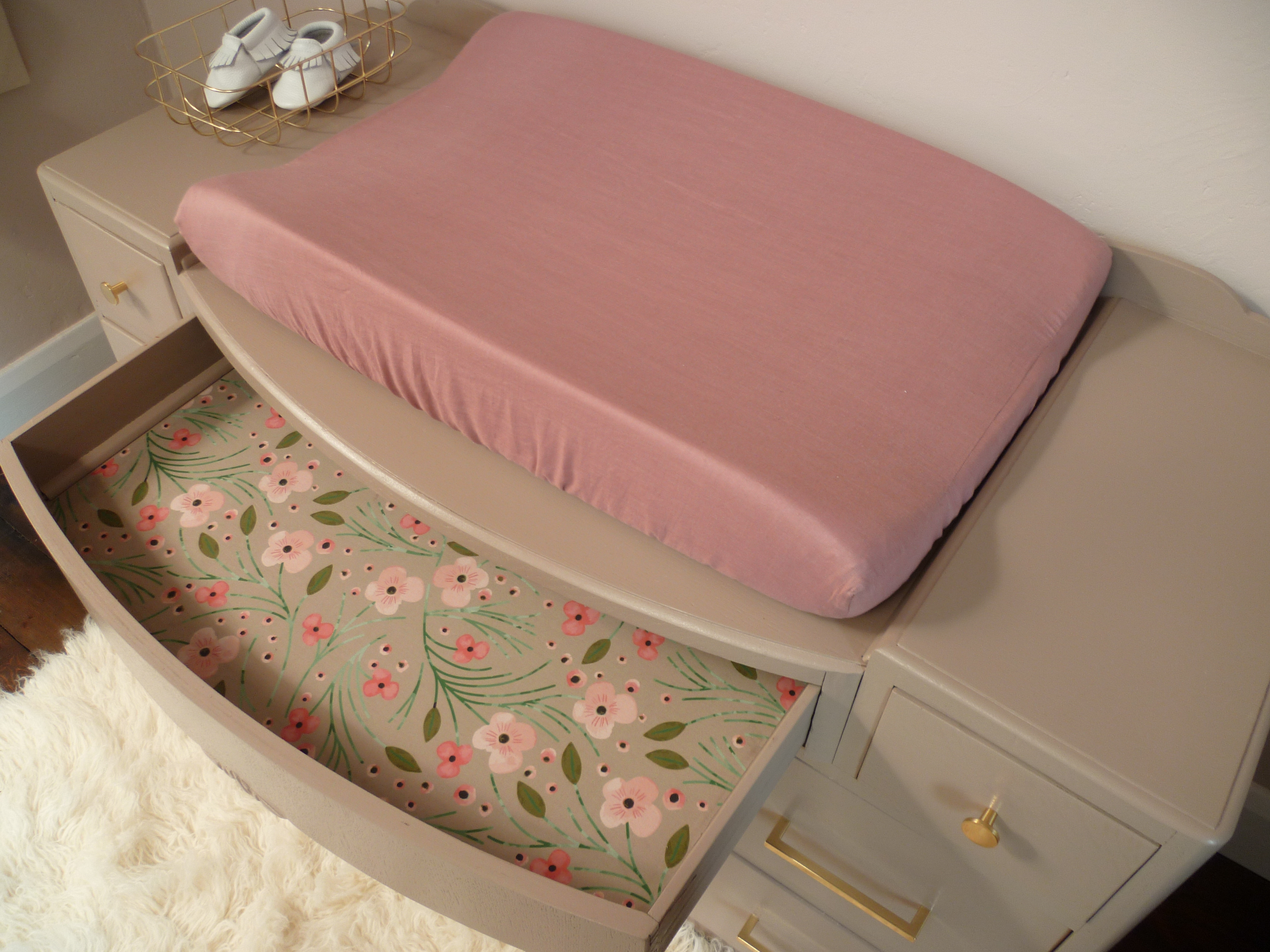 Preciously Me blog : One Room Challenge -DIY Dresser makeover