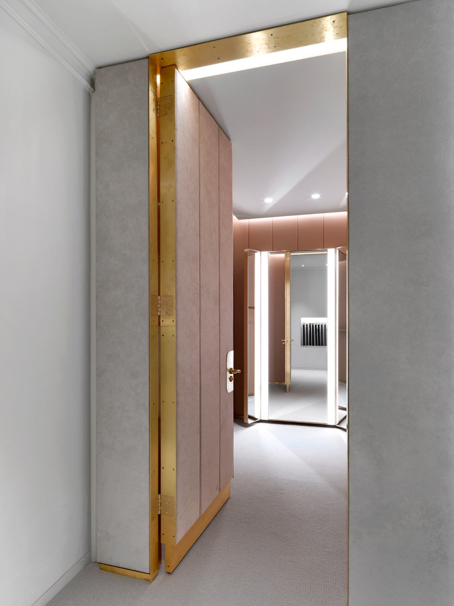 Preciously Me blog : Stylish Pink & Brass door